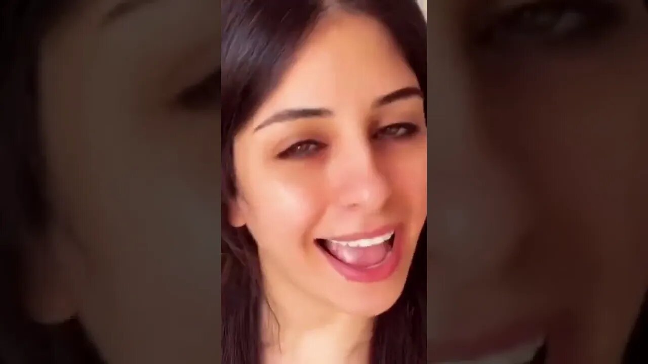VIDEO BUZZ+18