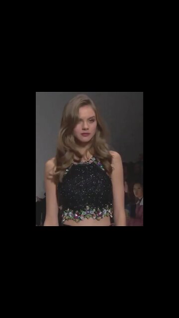 Sherri Hill Fall/Winter 2017-18 Collection