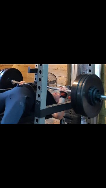 5x4 97.5 Kgs Paused Bench Press Back-Offs. Last Set.