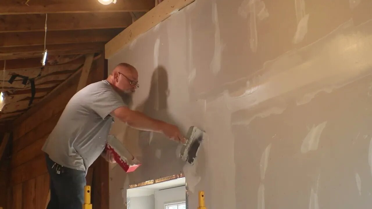 Drywall Day 5 / Getting Our First Coat Of Mud On / Finishing Time