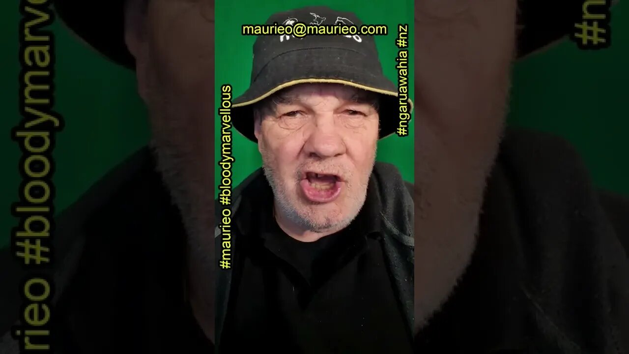 #maurieo #shorts GHOST POO TOO