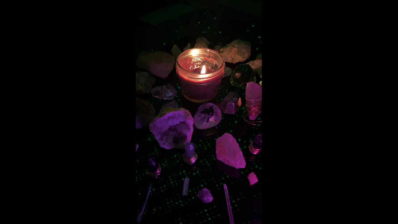 SPIRIT’S EXTREME DIRT TEA stream chat gems, GRRL POWER