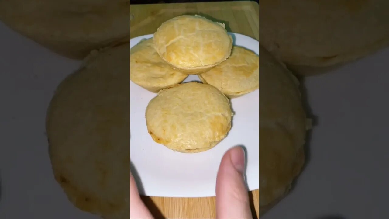 EMPADINHA SUPER FÁCIL E QUE DERRETE NA BOCA 😋 | Receitas #Shorts