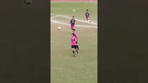 HABILIDADE É TUDO NO FUTEBOL.....