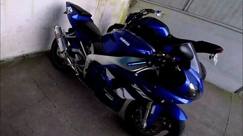 Yamaha R1 baita canhão