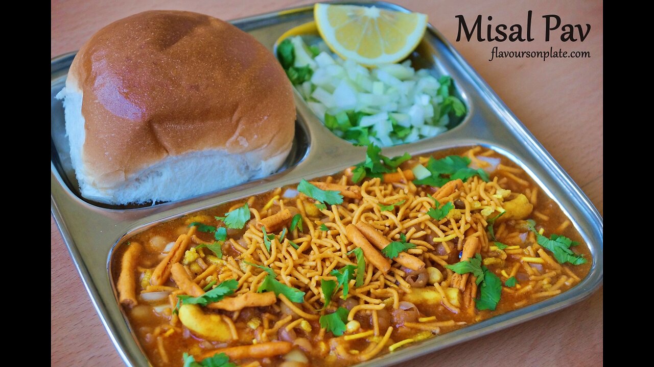 Misal Pav ASMR Cooking - #shorts #food #cooking #asmr #misalpav #streetfood