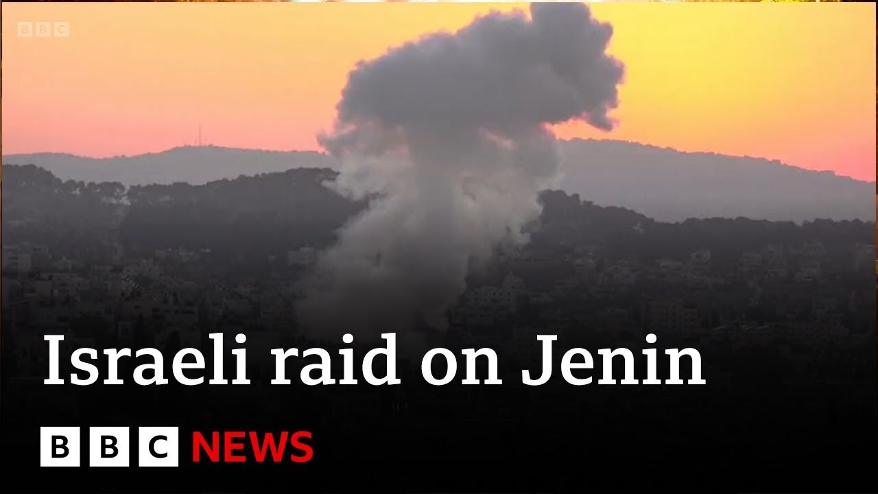 Thousands flee Israeli raid on Jenin - BBC News