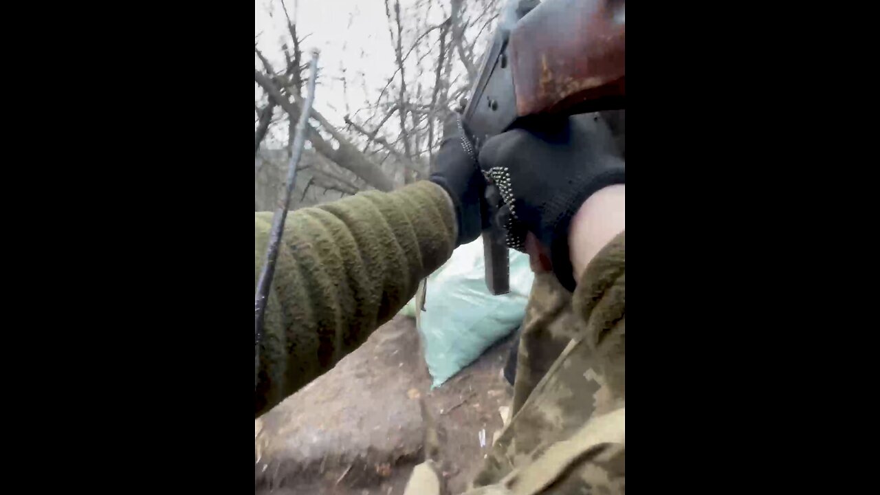 Ukraine war GoPro footage of combat assault on Russian position