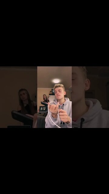 #shorts #2022 funny,prank,funjokes,dad jokes,funny memes,funny video,fun,laughing,funny animal,knock