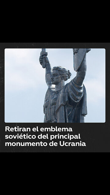 Kiev sustituye el escudo de la URSS en el monumento de la Madre Patria