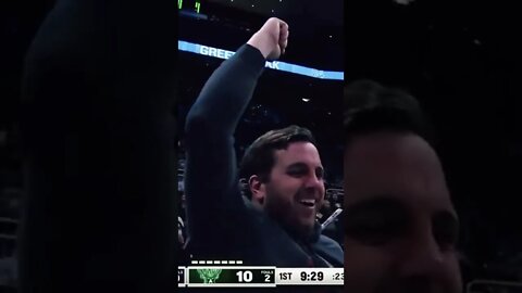 Giannis SMASHING the BASKET!