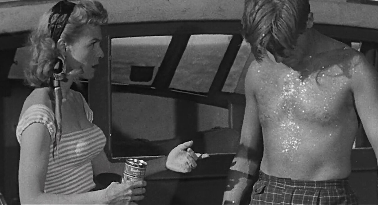 The Incredible Shrinking Man get's infected by strange gas