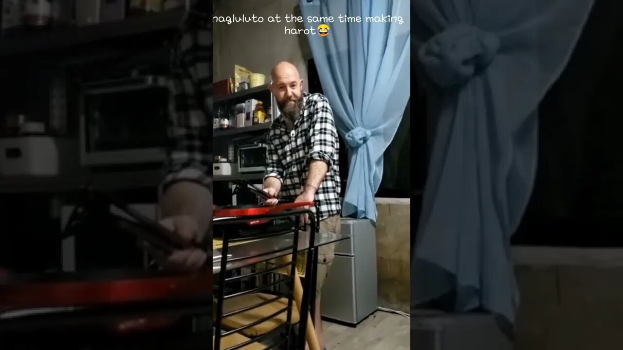 Nagluluto and Making Harot at the same time!😁🥰