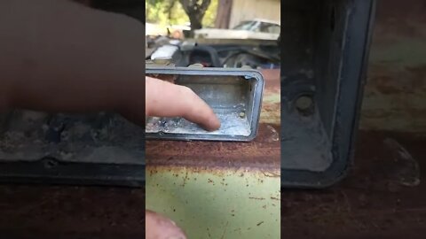 Fuel bowl corrosion problems. #nonamenationals #justdriveit #raceto500 #holley #noname500
