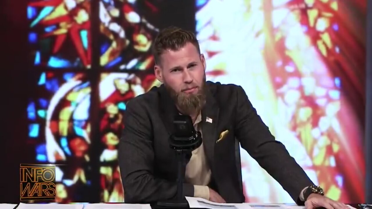 WAR ROOM (Full Show) Monday - 5/22/23