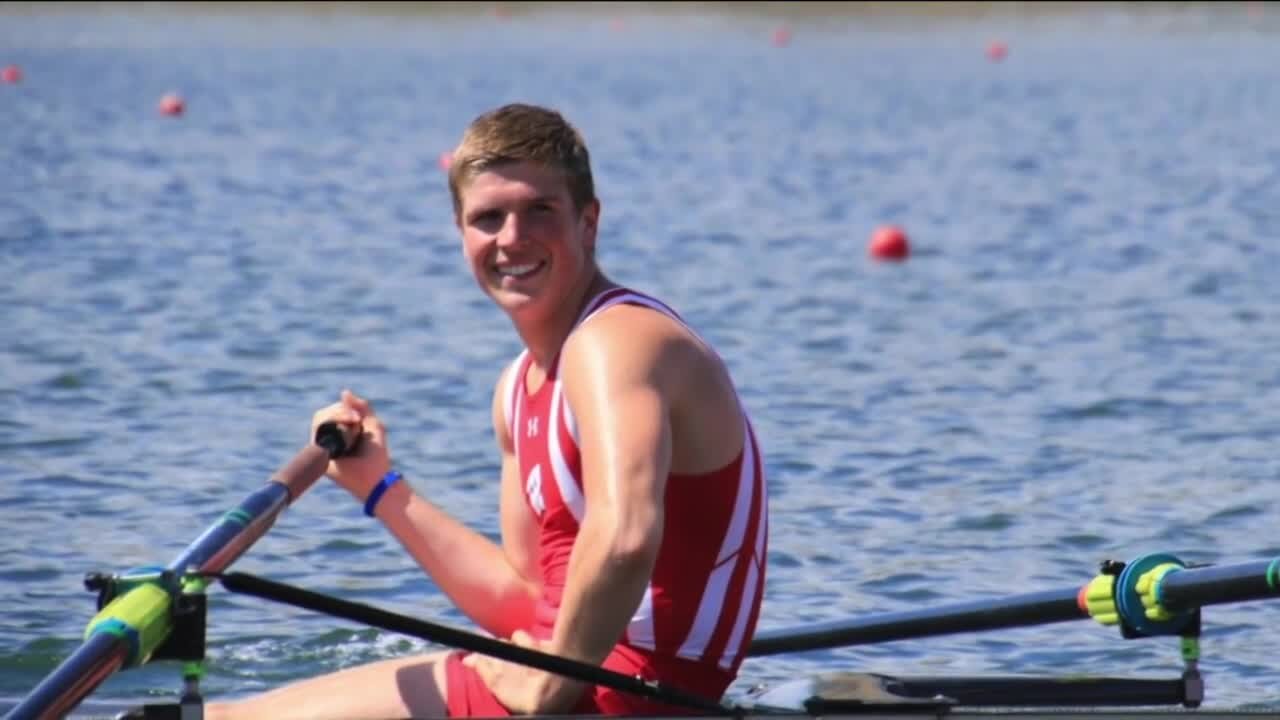 Former 3-sport athlete follows dad's footsteps, becomes rower for Badgers