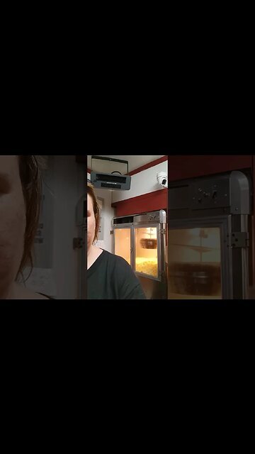 At the theater poping corn...2nd day water fast...will I make it through the night??? #waterfasting