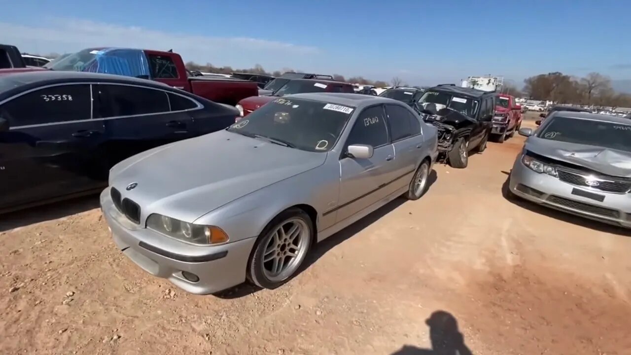 Copart Walk Around BMW E39 540i with Auto Auction Rebuilds