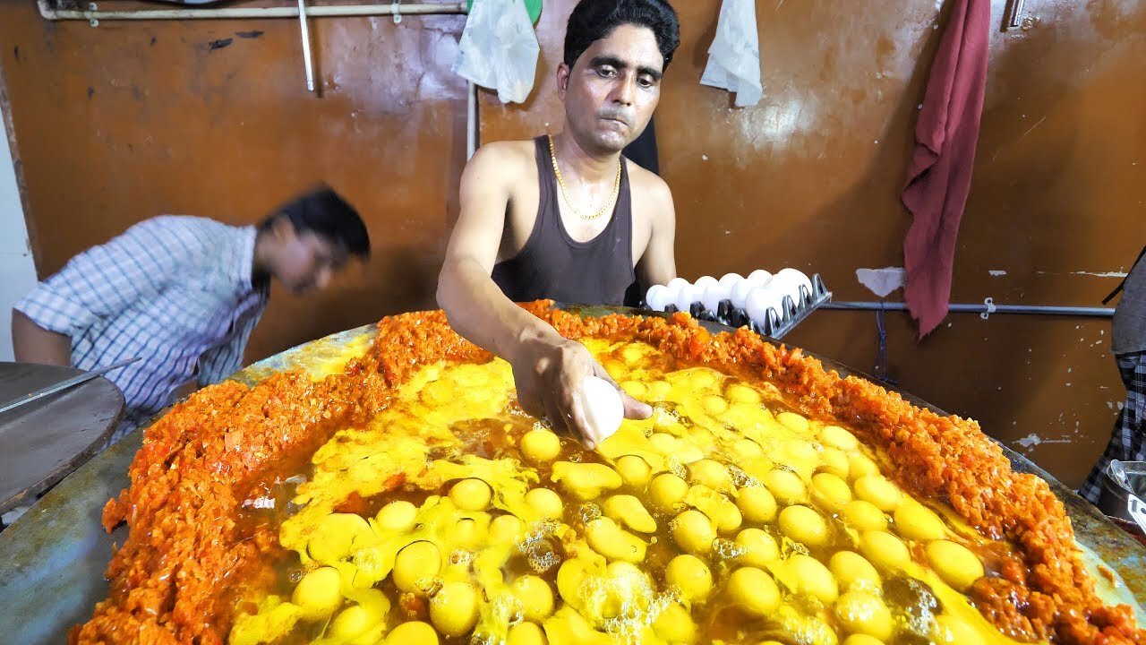 Indian Street Food in Mumbai - 400 Egg BIGGEST Scrambled Eggs + BEST Seafood in Mumbai, India!!!