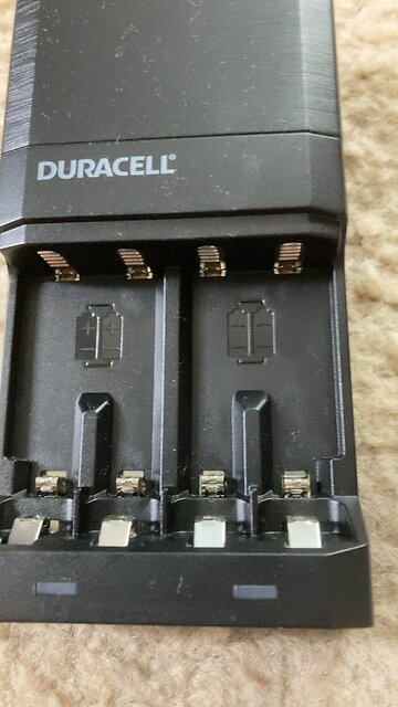 Duracell aa aaa battery charger