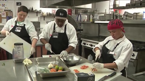 Denver nonprofit gives people experiencing homelessness, unemployment free culinary training, support