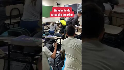 SIMULACAO DE ATAQUE EM ESCOLA #treinamento #ataque #escola #proteção #pm #ajuda #top #simulação #fyp