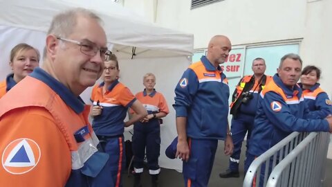 La protection civile [en direct 🔴] au départ du 1er Marathon Biarritz 2022 - dimanche 05 06