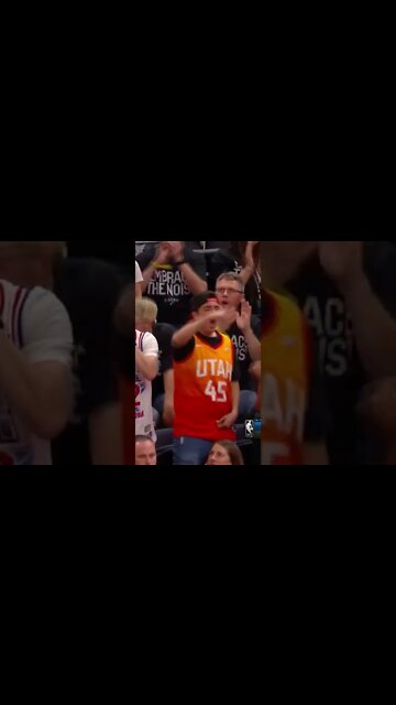 Mitchell gets the crowd FIRED UP after the TOUGH BUCKET!🔥 #shorts