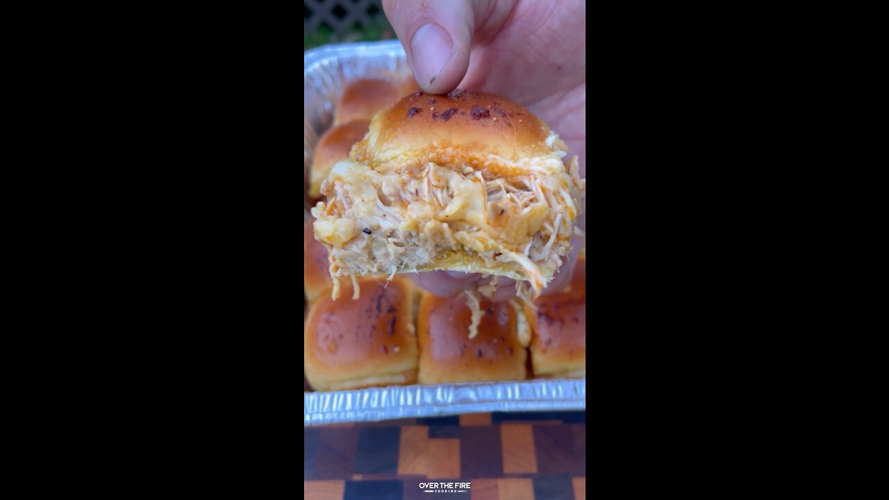 Cheesy Buffalo Chicken Sliders-