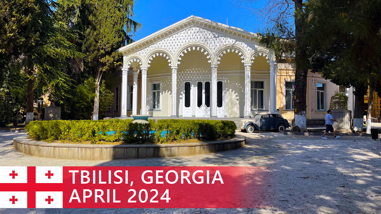 Tbilisi Walks: Ilia Garden (Rose Garden)