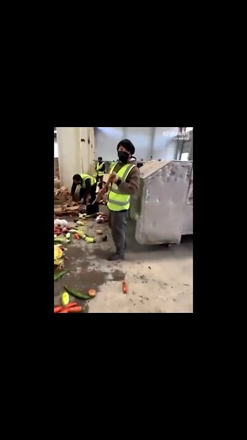 Tens of thousands of boxes of relief supplies were thrown into trash cans in China