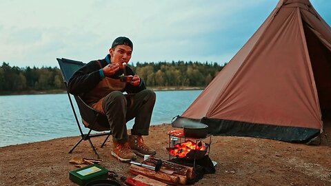 Solo Camping at Near Beautiful Lake Side in Hokkado JAPAN Autumn, Relaxing Nature Sounds ASMR.