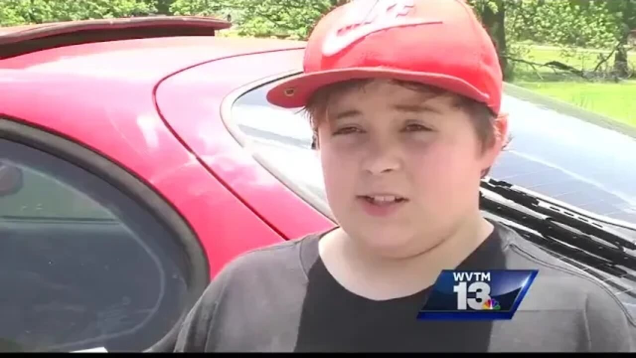 11-year-old hero stops robbery, makes intruder cry - 8/21/22