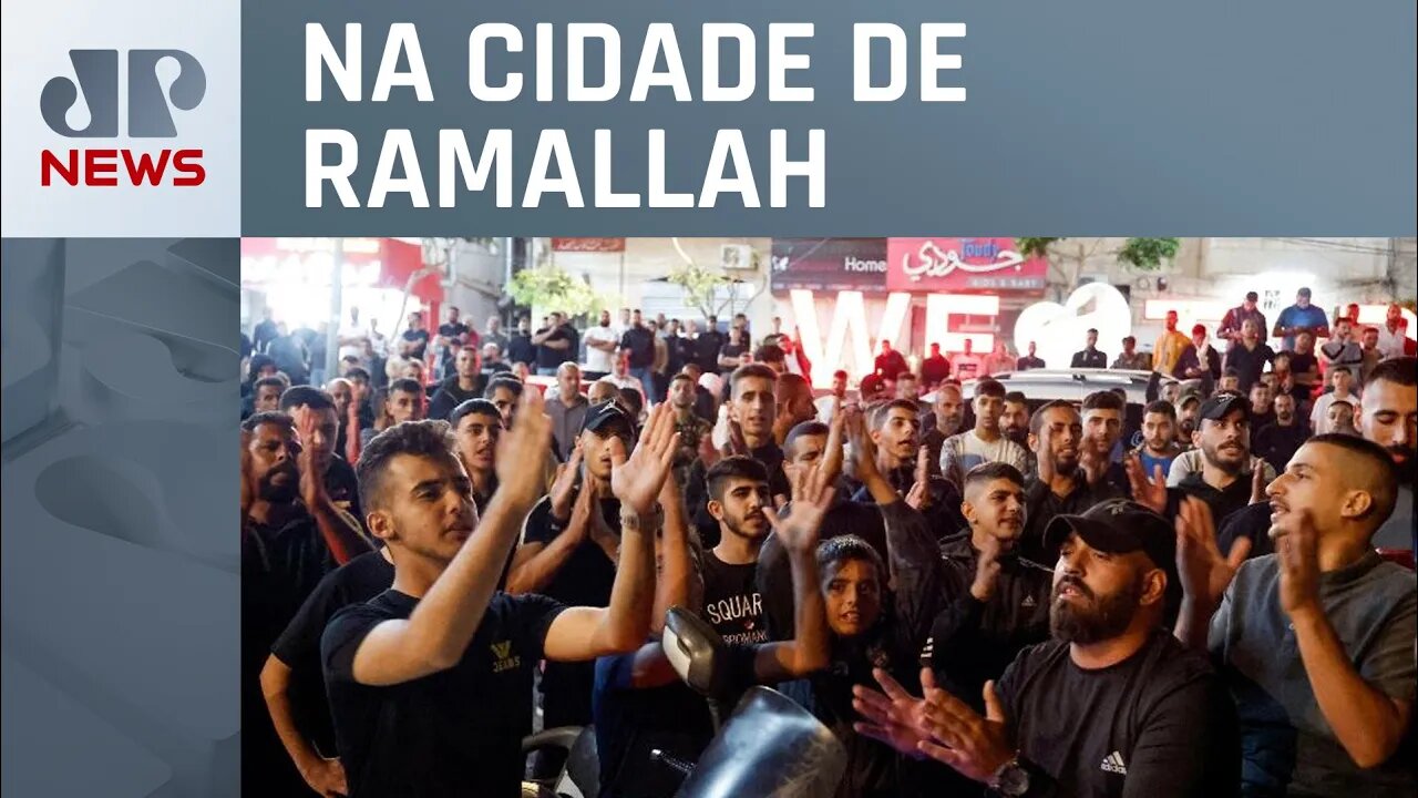 Palestinos participam de protesto na Cisjordânia contra guerra em Gaza