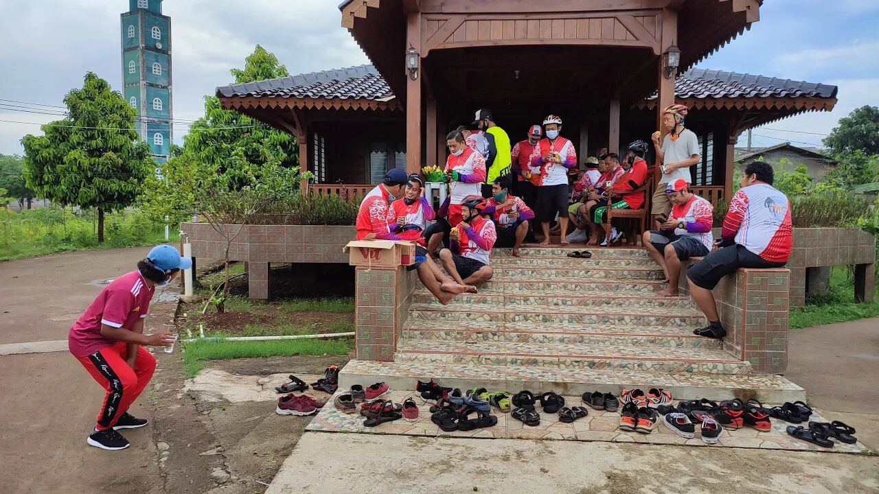 Gowes Ke Sangkuriang Farm, Peternakan Kambing Di Aren Jaya