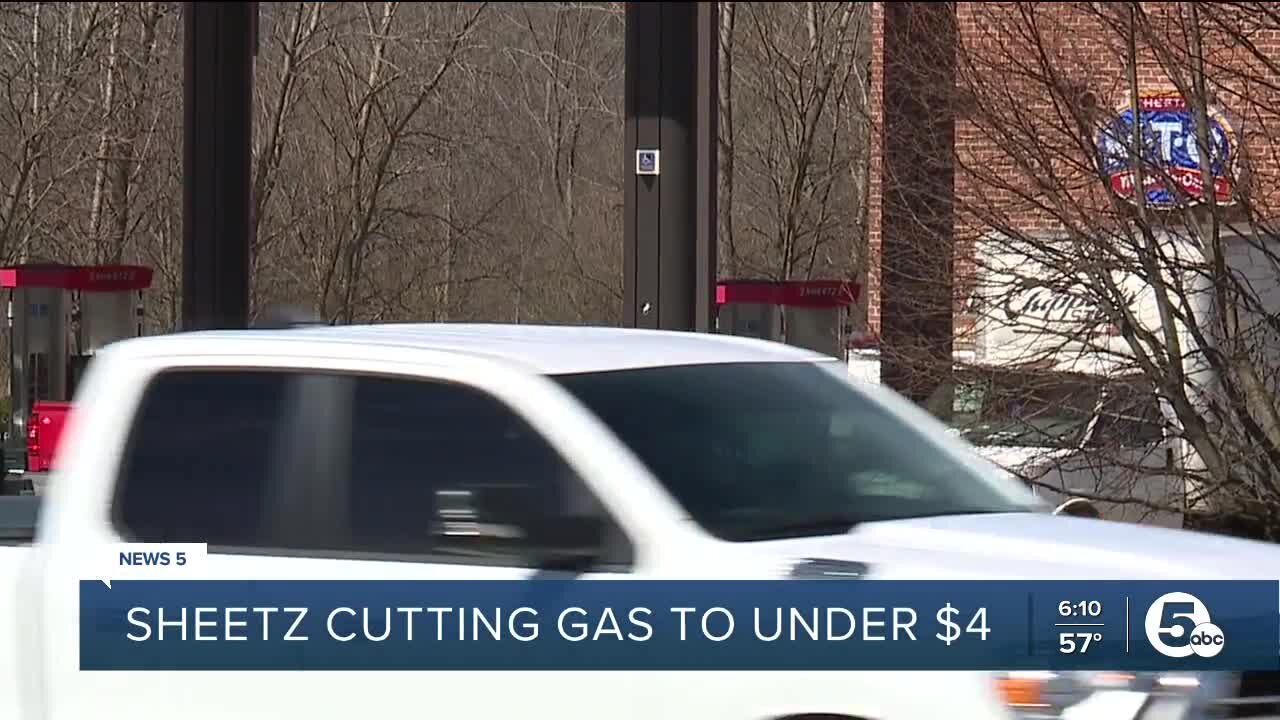 Sheetz stations lower gas prices to $3.99 through July 4 weekend