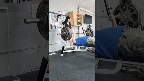 400lbs Raw Bench, just missed 1st attempt, Crazy 🤪 old man