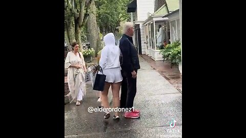 Bill Clinton Is Seen In Public - No One Cares