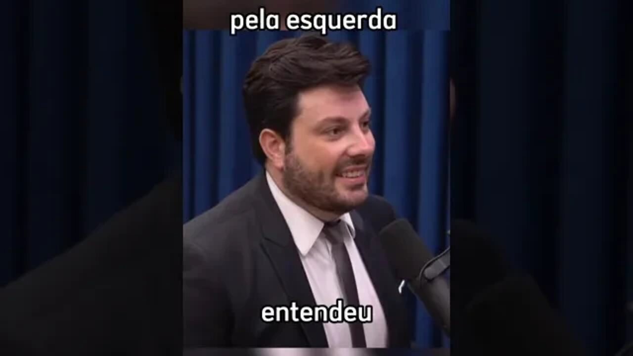 Danilo Gentili recebe uma ligação inesperada