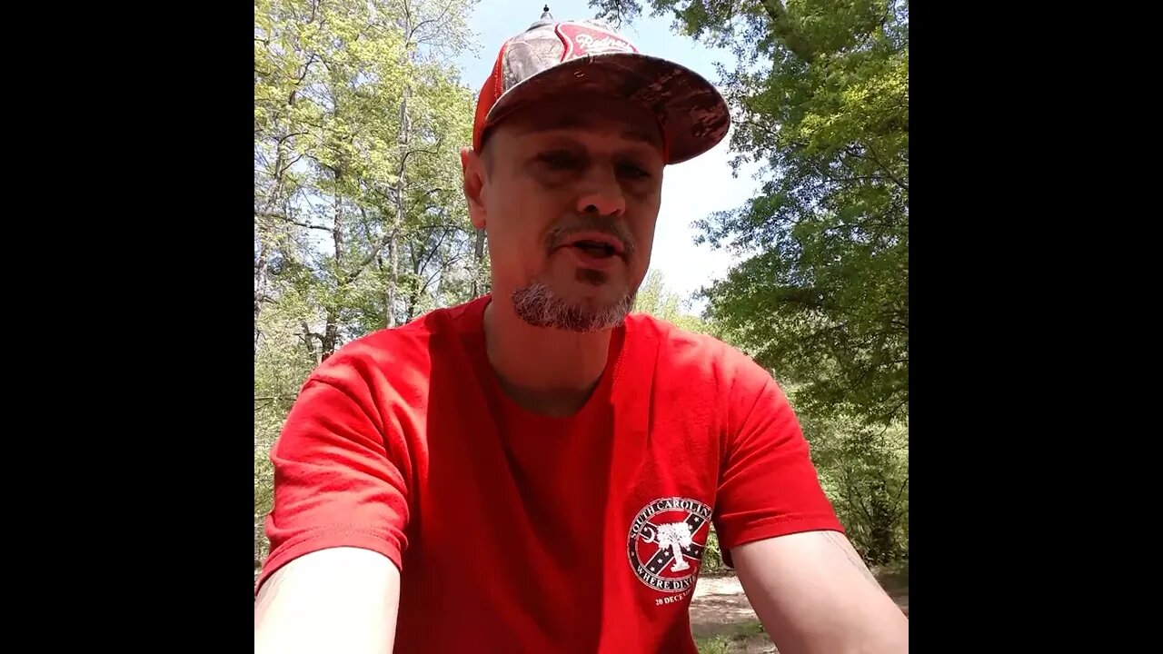 Feminists should have to look Feminin