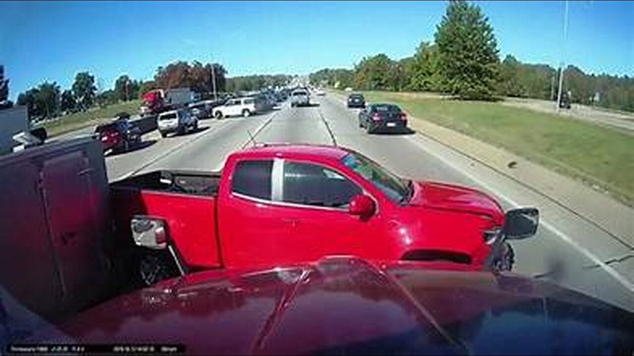 The Worlds First 360° Rotating AI Dash Cam