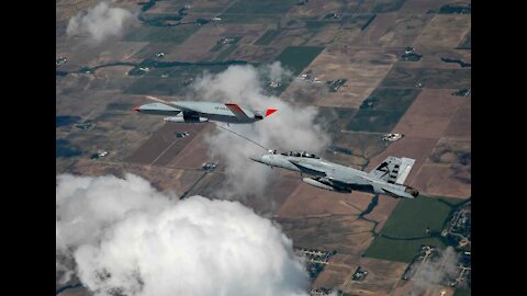 Boeing conducts first manned-unmanned teaming event with MQ-25 tanker