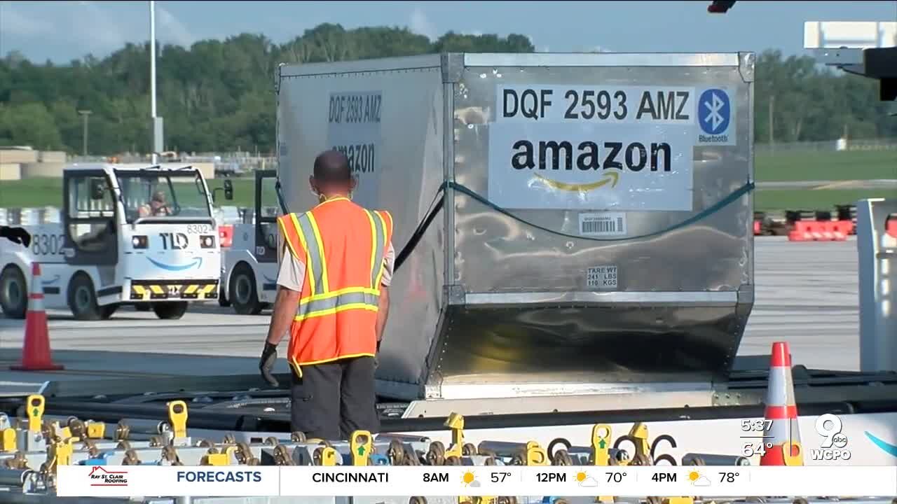 Take a look inside the new Amazon Airhub in Northern Kentucky