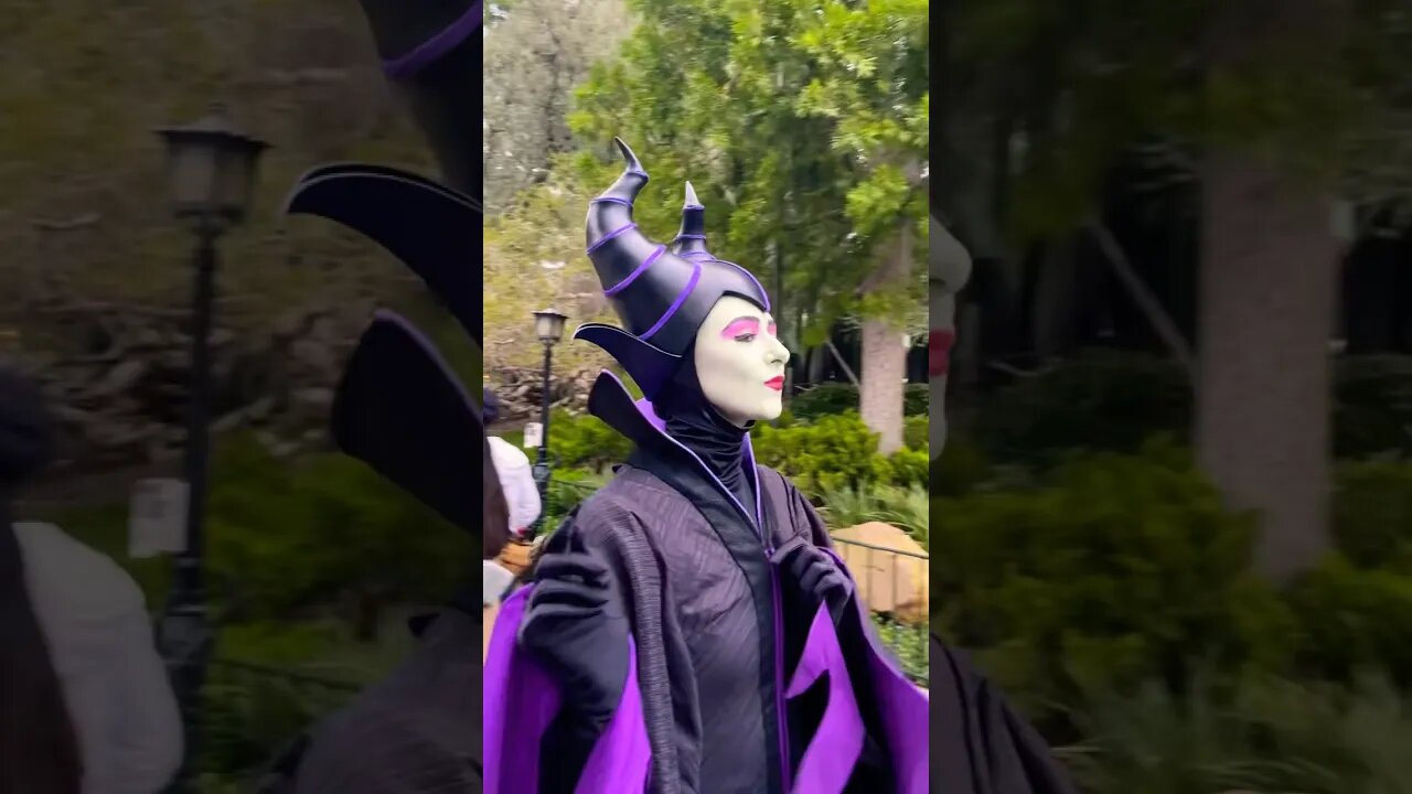 Maleficent walks by #disneyland #maleficent #sleepingbeauty #villain