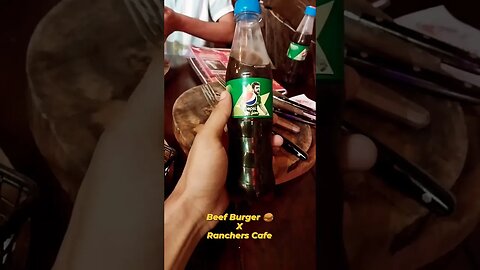 😎🍔😎 #vlogs #youtube #lahore #sulemansaeedvlogs