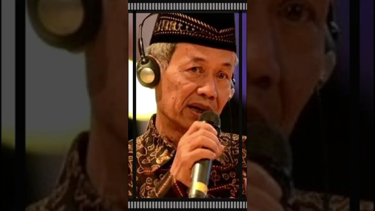 18 Quote dan Kata Bijak Ahmad Tohari