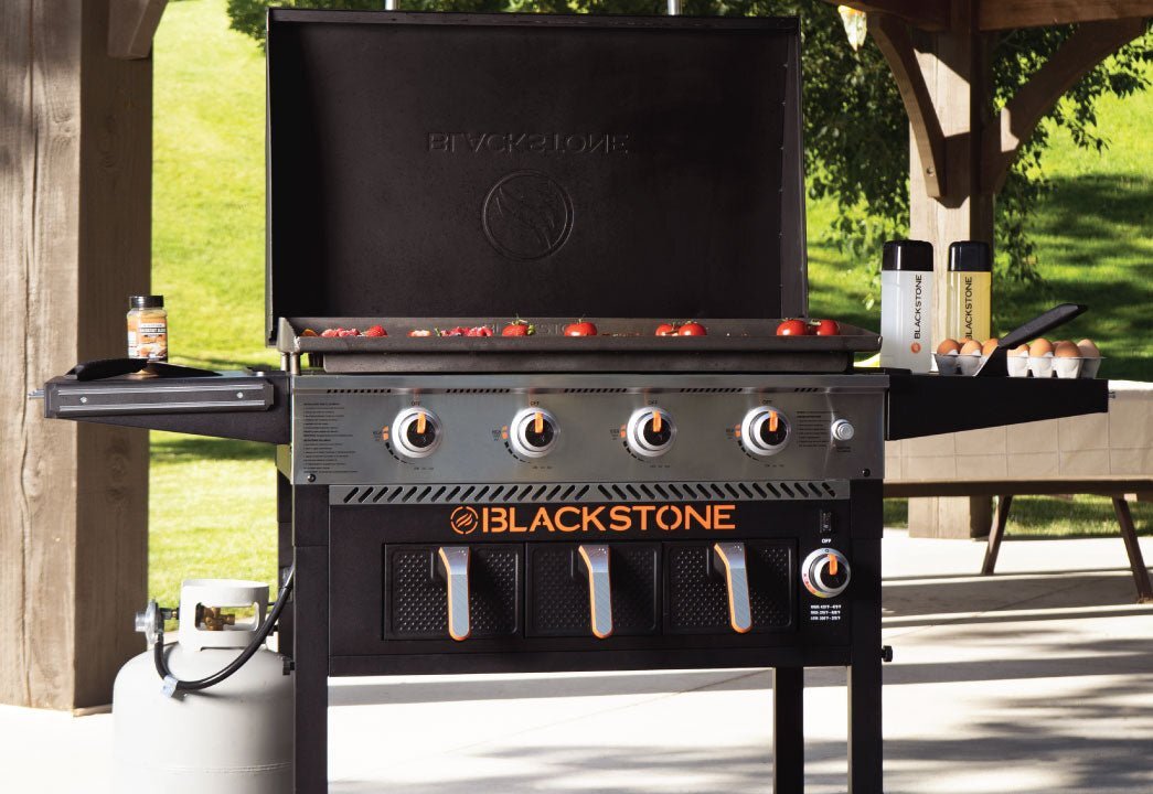 Blackstone 36 inch Outdoor Flat Top Gas Grill Griddle Station Starter Bundle with 4-burner Gril...