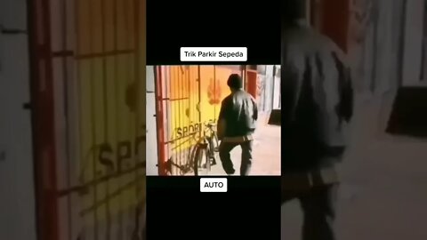 Auto Kelabakan