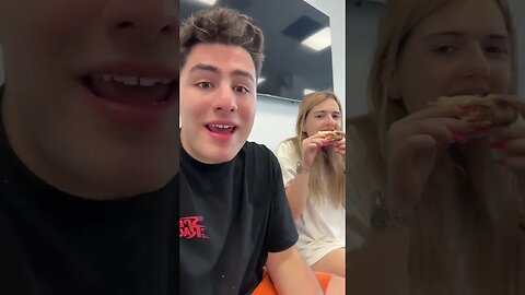 CEL MAI NASPA MOMENT CAND AI IUBITA #oguritamica #mancare #mancaciosul #romania #food