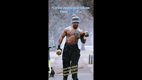 THIS GUY WORKS OUT NO MATTER WHAT! ❄️ 🥶 ⛄️ 💪🏿 |the best motivational bodybuilder